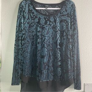 Simply Vera Wang See through Green Top